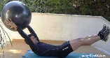 fitness ball-abdominal-fitball-pernas-exercicio