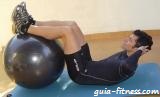 abdominal crunch com fitball